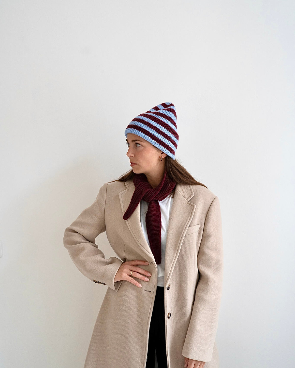 Set aus Striped Beanie und Mini Scarf – Burgundy/Sky Blue