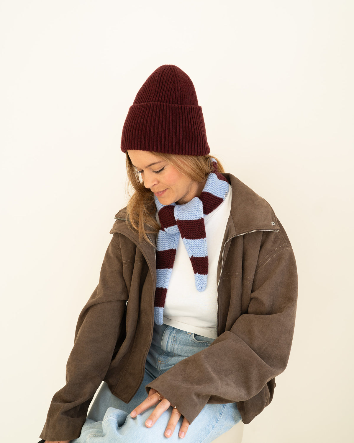 Set aus Beanie und Striped Mini Scarf – Burgundy/Sky Blue