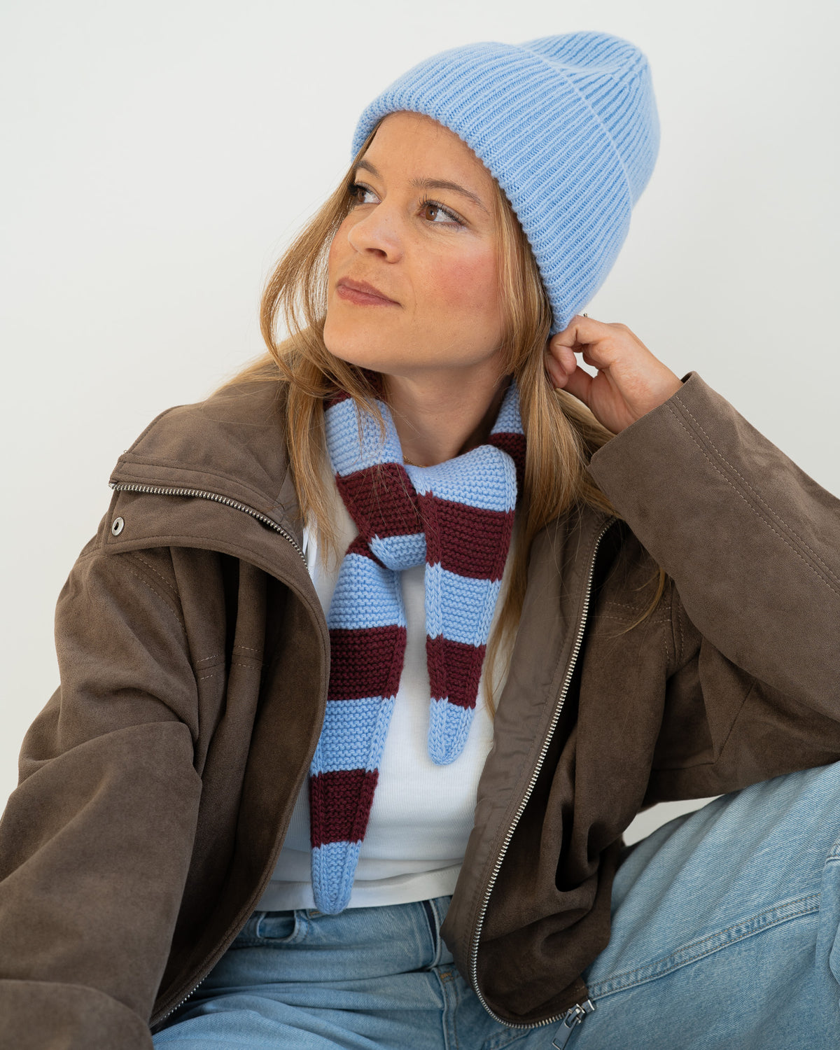Set aus Beanie und Striped Mini Scarf – Sky Blue/Burgundy