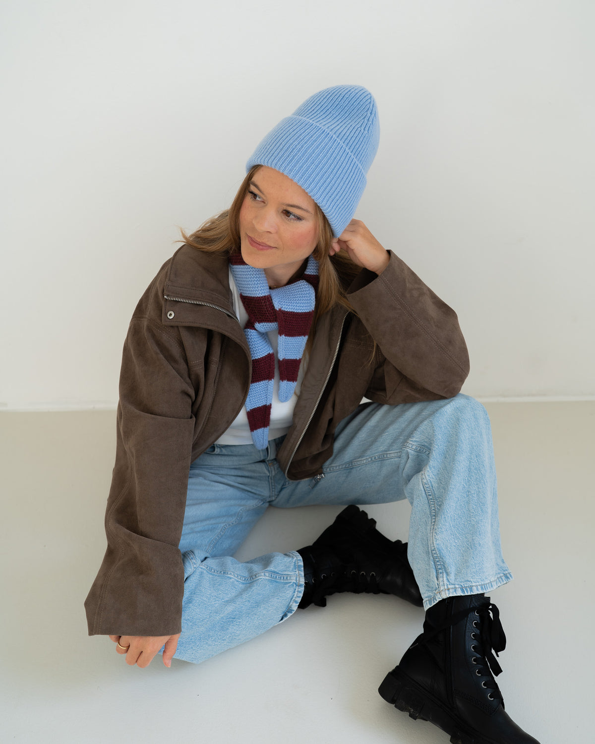 Set aus Beanie und Striped Mini Scarf – Sky Blue/Burgundy