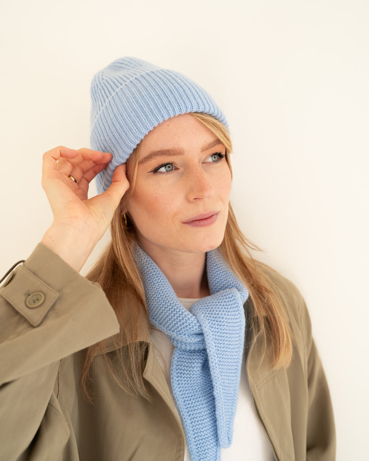 Set aus Beanie und Mini Scarf - Sky Blue